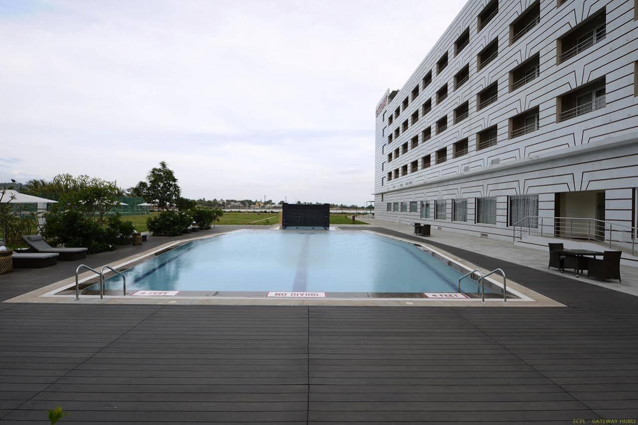 Hotel Naveen Lakeside Hubli Dış mekan fotoğraf